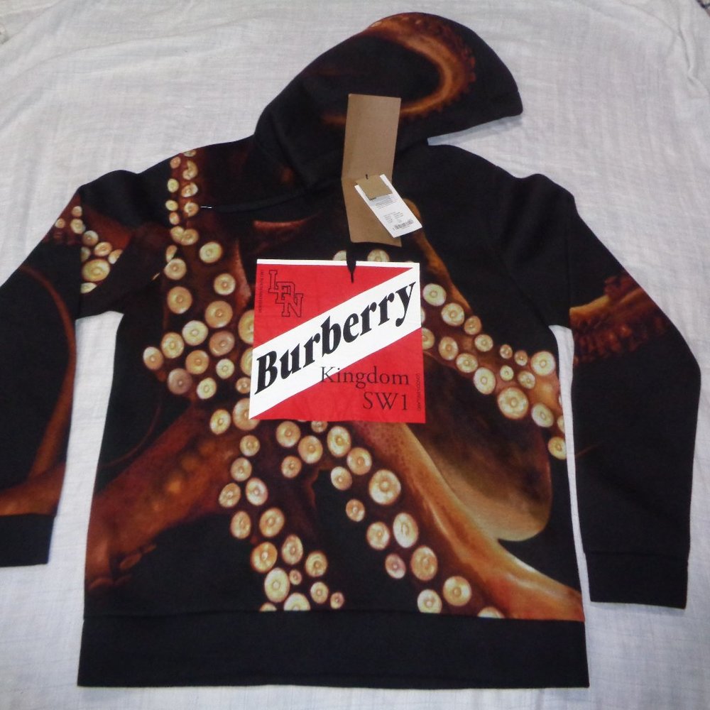 Burberry Kingdom SW1 Print IP Pattern Pullover Sweatshirt Hoodie Size Medium